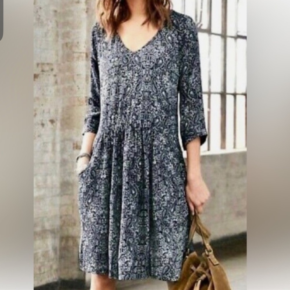 Garnet Hill Blue  Floral V Neck Dress Pockets Size 12